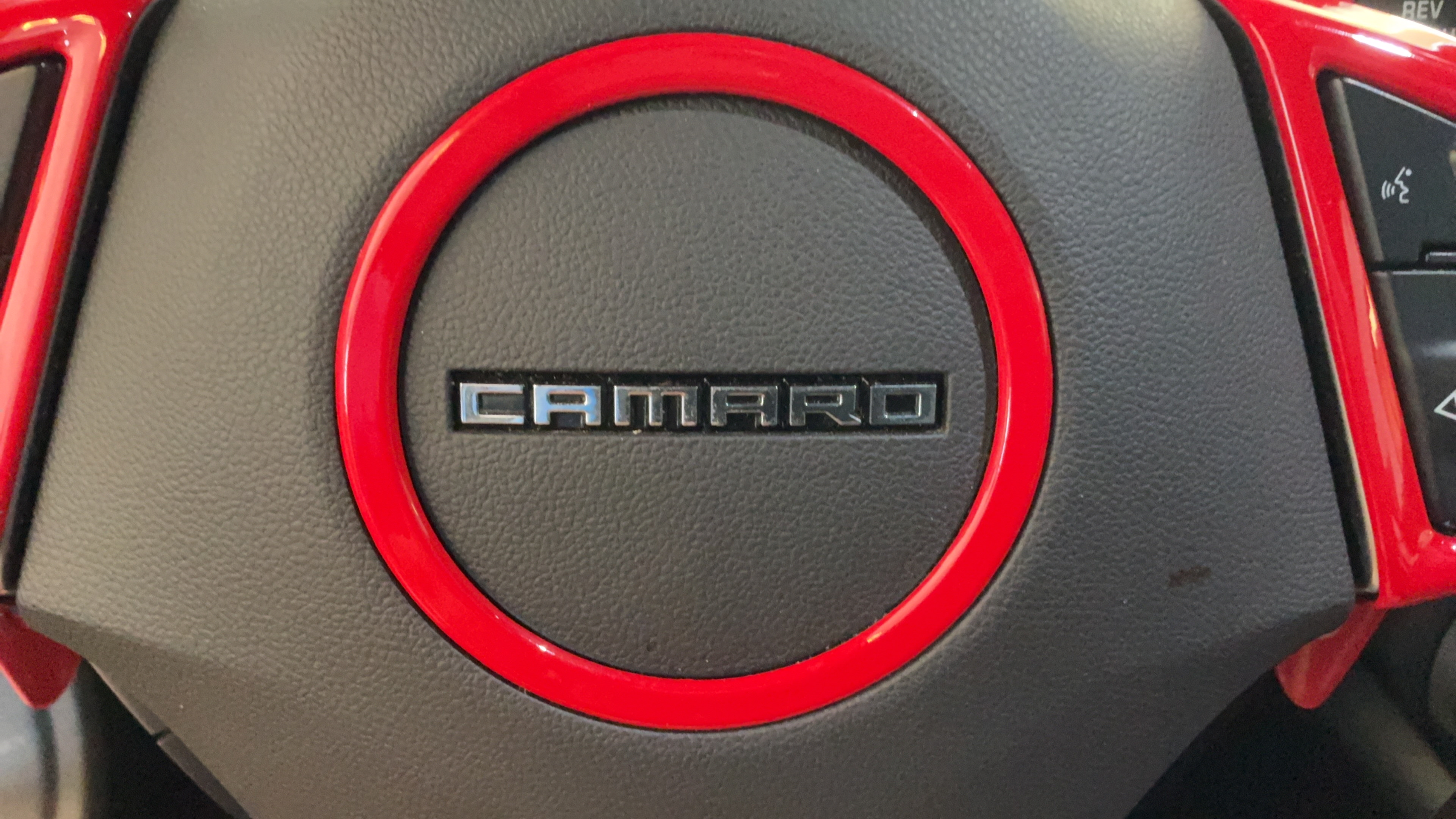 Used 2021 Chevrolet Camaro LT w/ Technology Package RWD image 17
