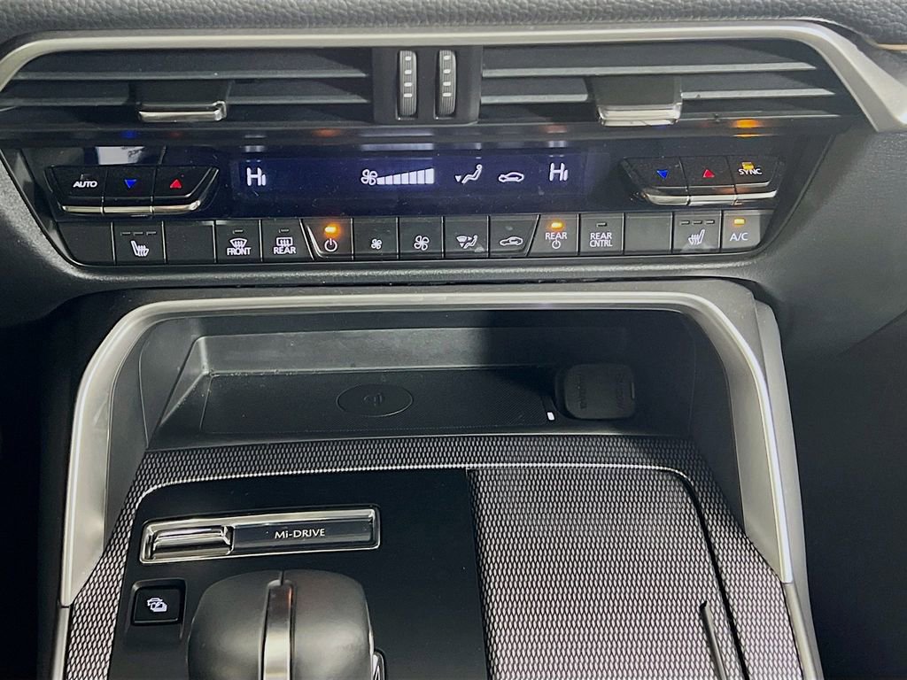 Certified 2025 MAZDA CX-90 Plug-In Hybrid w/Premium Sport image 23