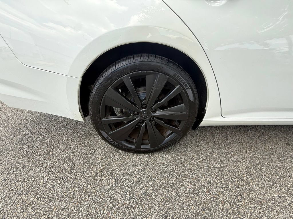 Used 2019 Nissan Altima 2.5 SR FWD image 29