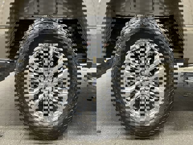 Used 2025 Ford F150 Lariat w/ Equipment Group 501A Mid AWD/4WD image 33