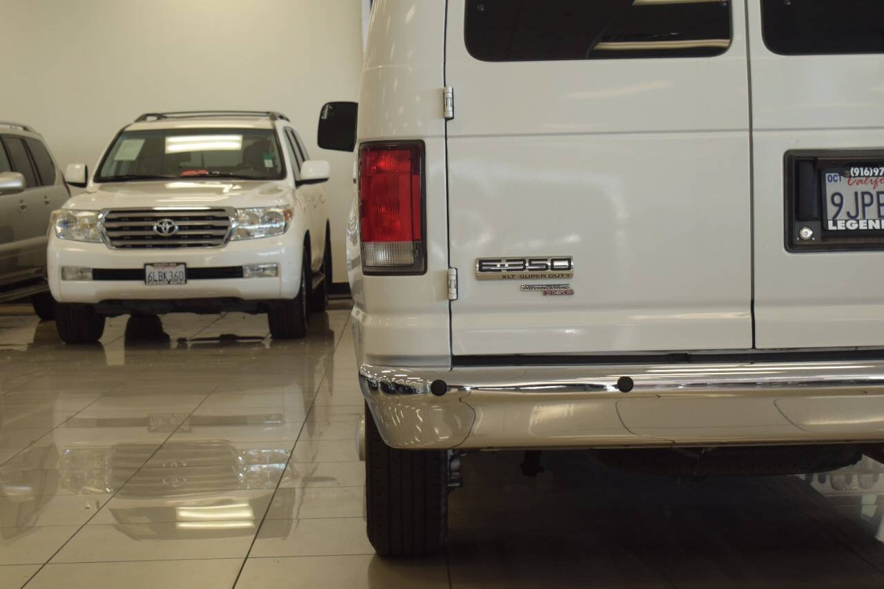 Used 2014 Ford E-350 and Econoline 350 XLT RWD image 32