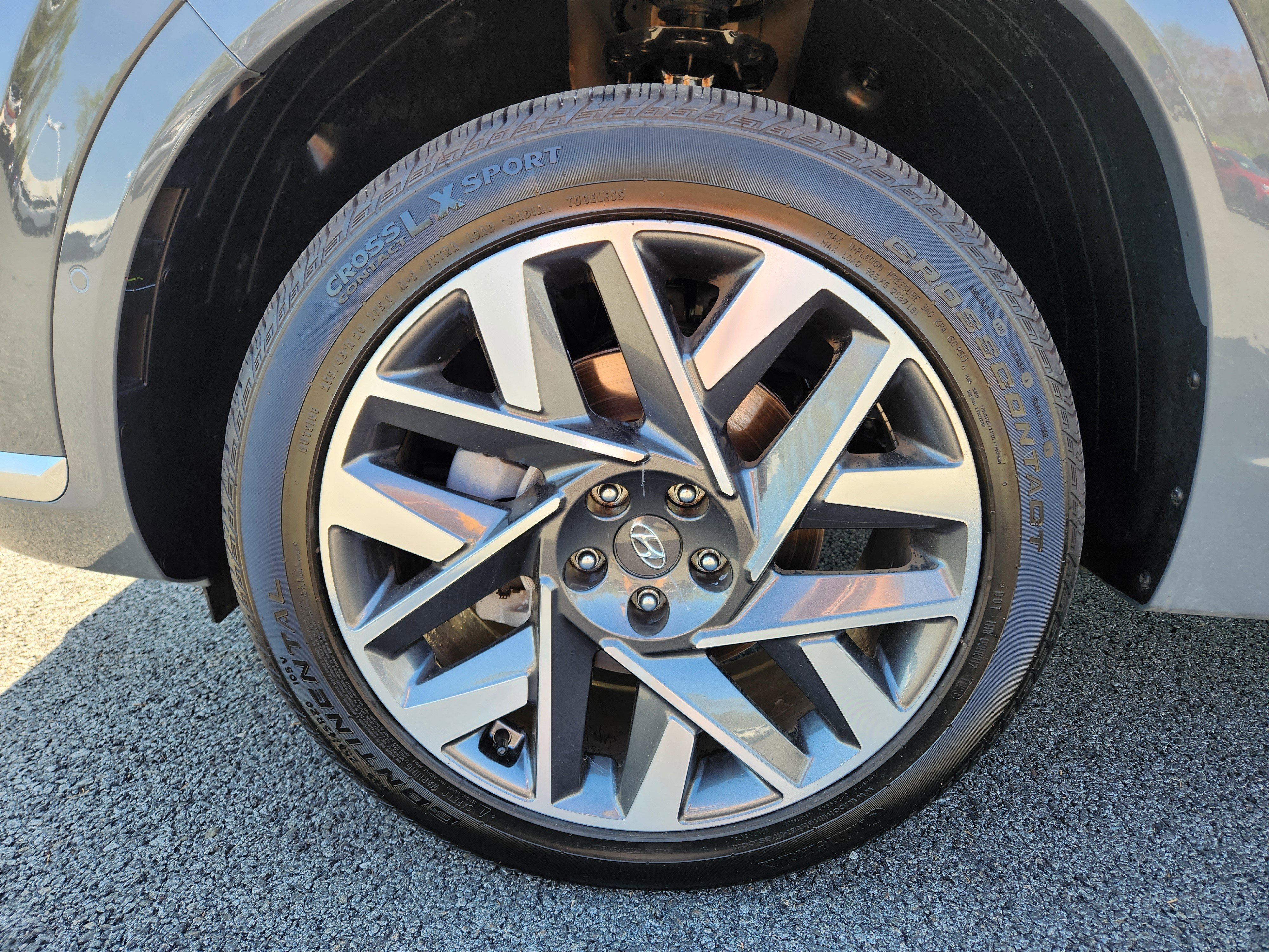 Used 2023 Hyundai Santa Fe Calligraphy image 7