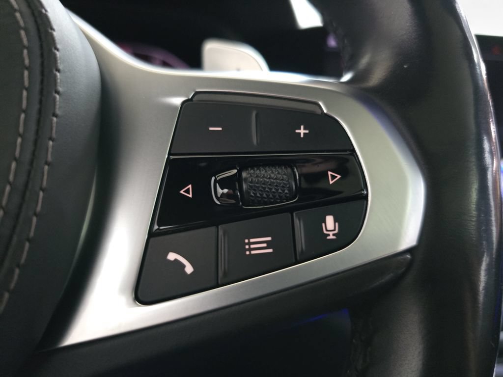 Used 2020 BMW X5 M50i AWD/4WD image 17