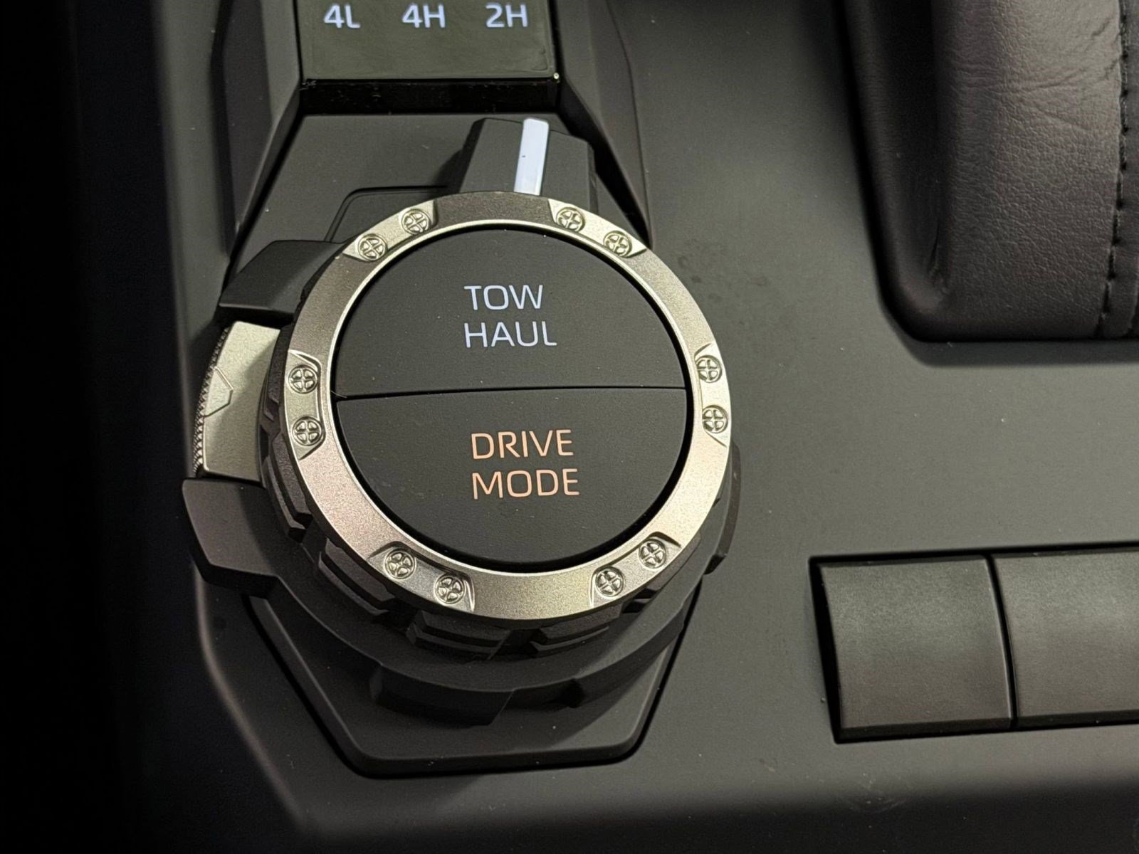 New 2026 Toyota Tacoma SR5 AWD/4WD image 31
