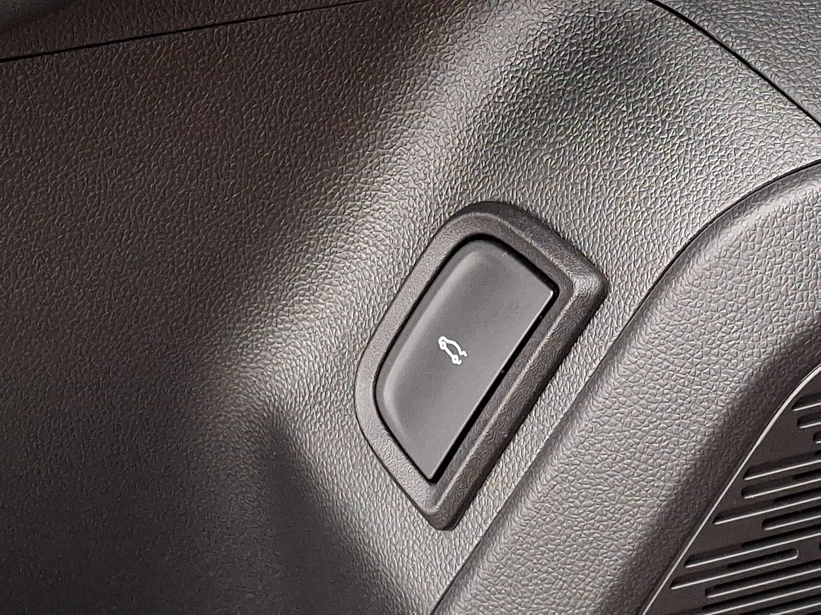 Certified 2026 GMC Terrain Elevation w/ Elevation Premium Package AWD/4WD image 26