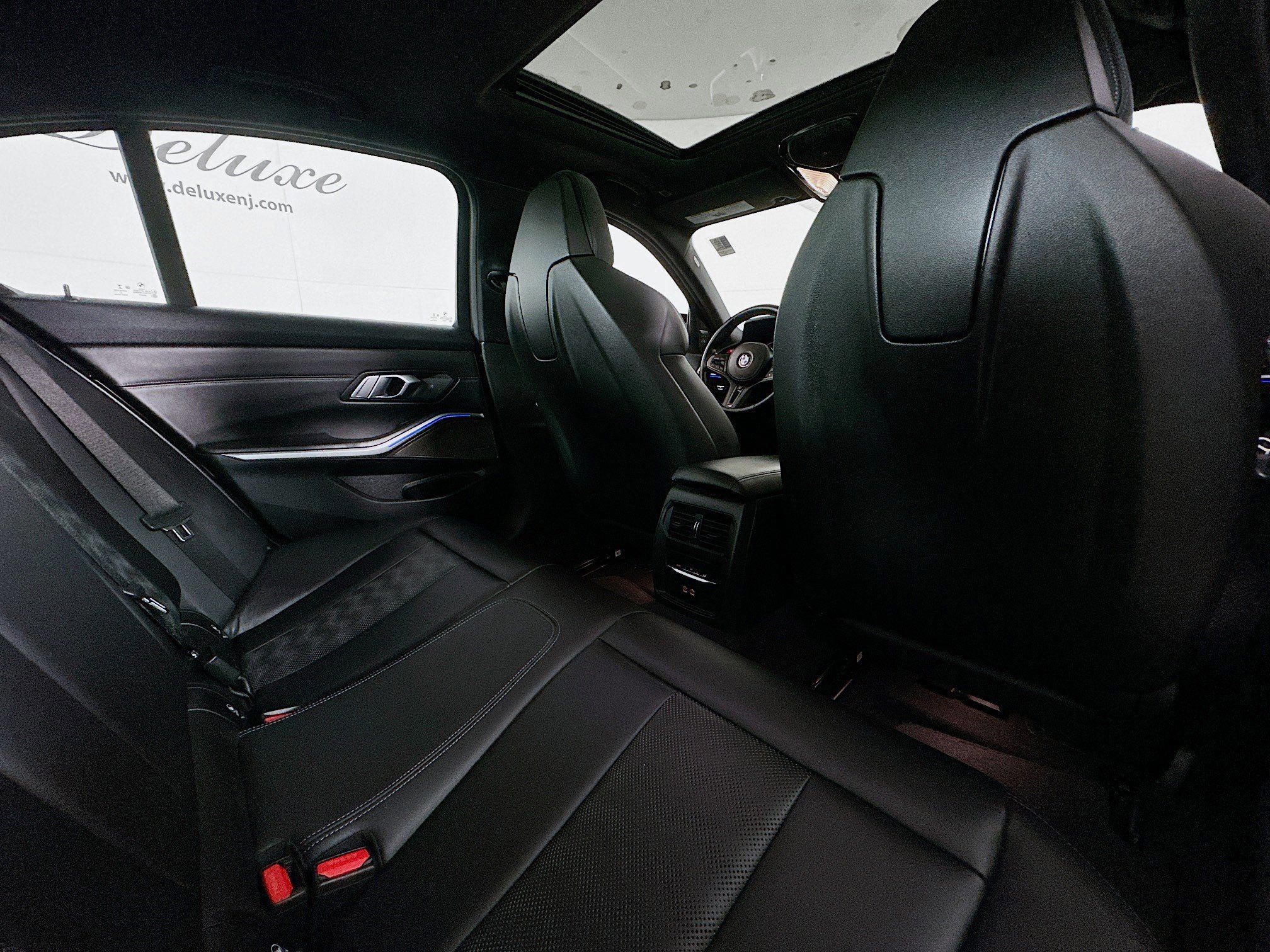Used 2022 BMW M3 w/ Executive Package image 31