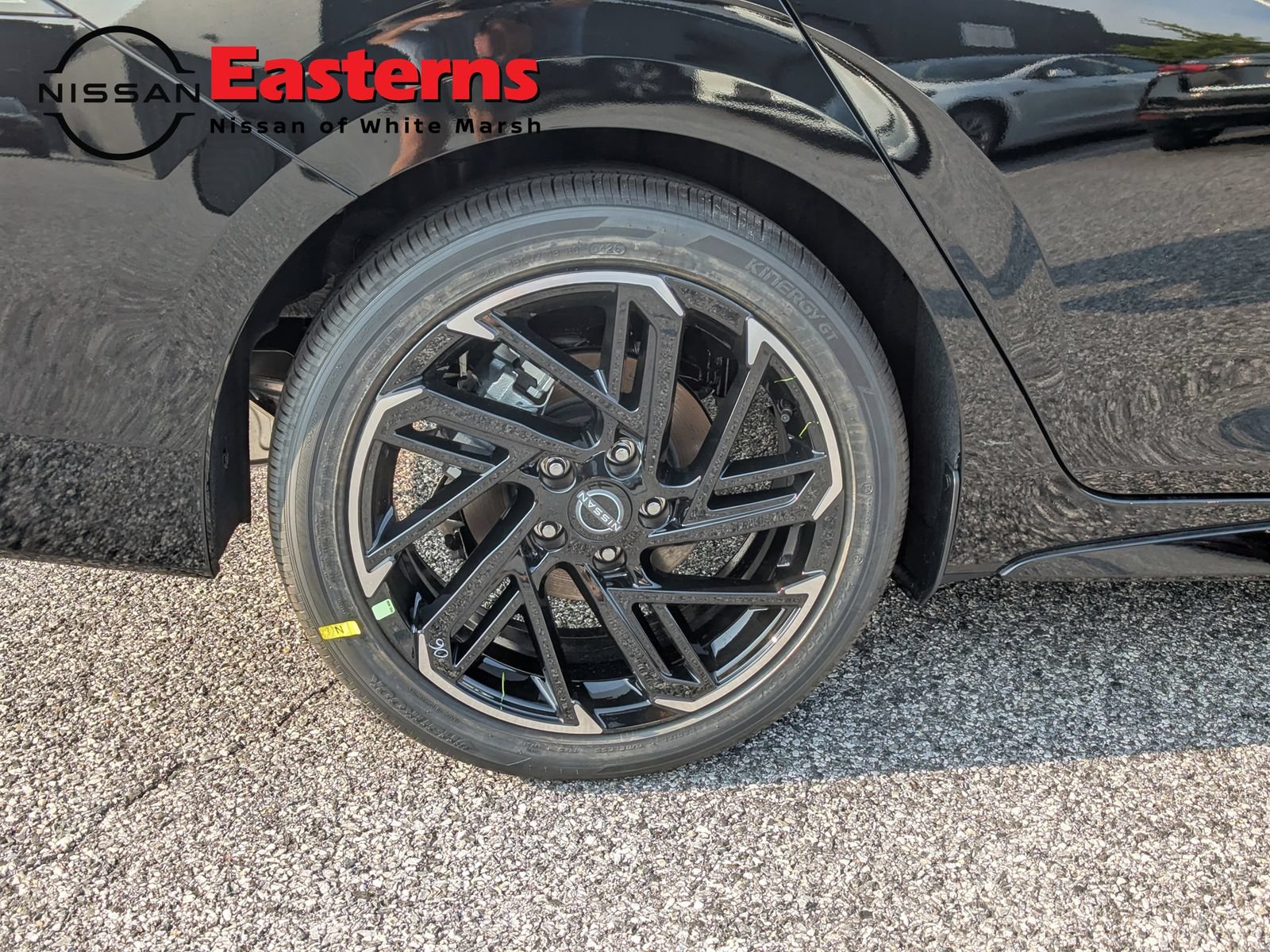 New 2026 Nissan Sentra SR w/ SR Premium Package FWD image 25