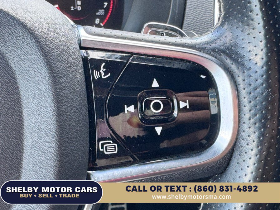 Used 2016 Volvo XC90 T6 R-Design w/ Vision Package AWD/4WD image 13