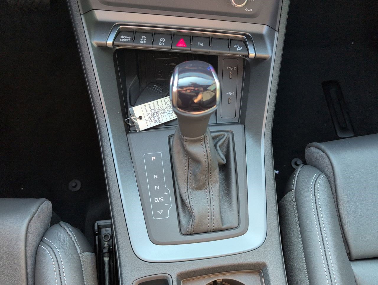 New 2025 Audi Q3 2.0T Premium image 17