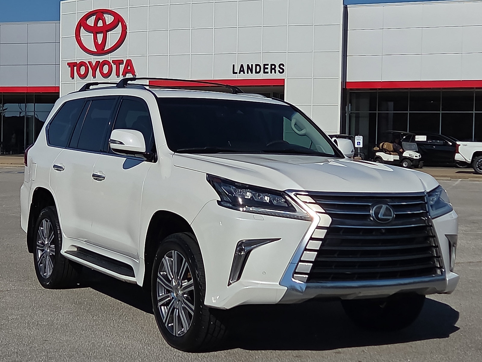 Used 2017 Lexus LX 570 4WD w/ Luxury Package image 1