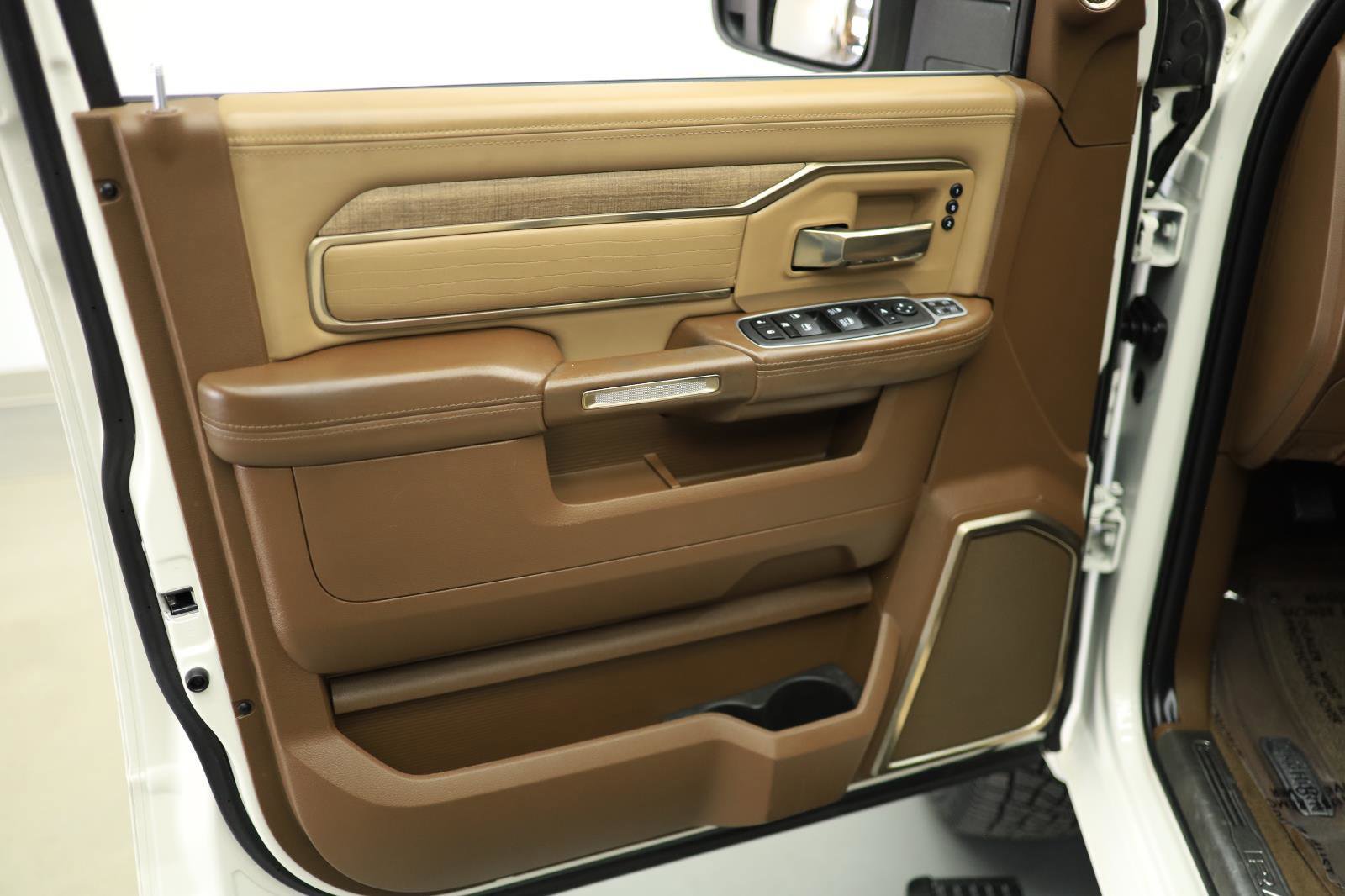 Used 2024 RAM 3500 Limited image 49