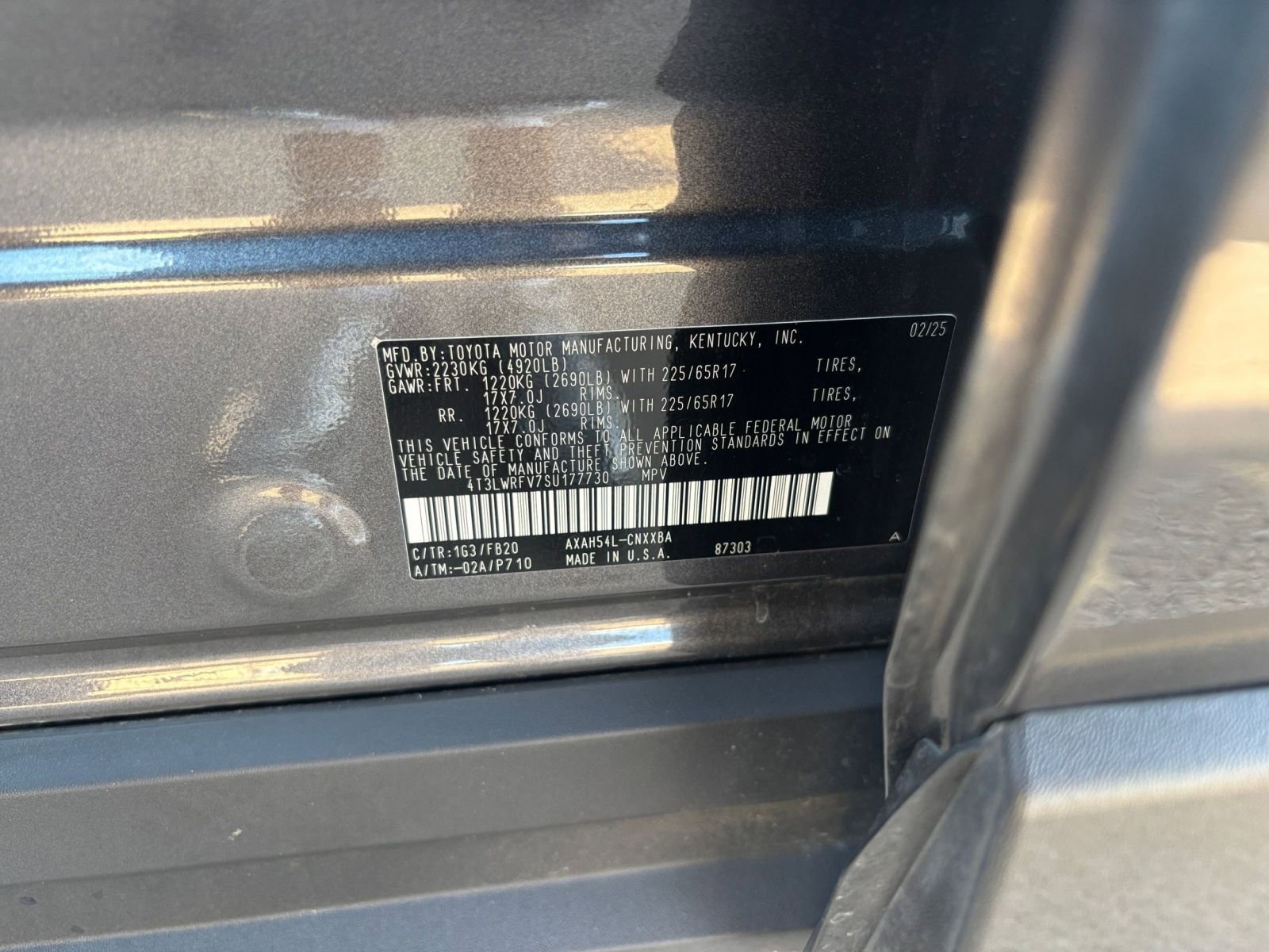 Used 2025 Toyota RAV4 LE image 27