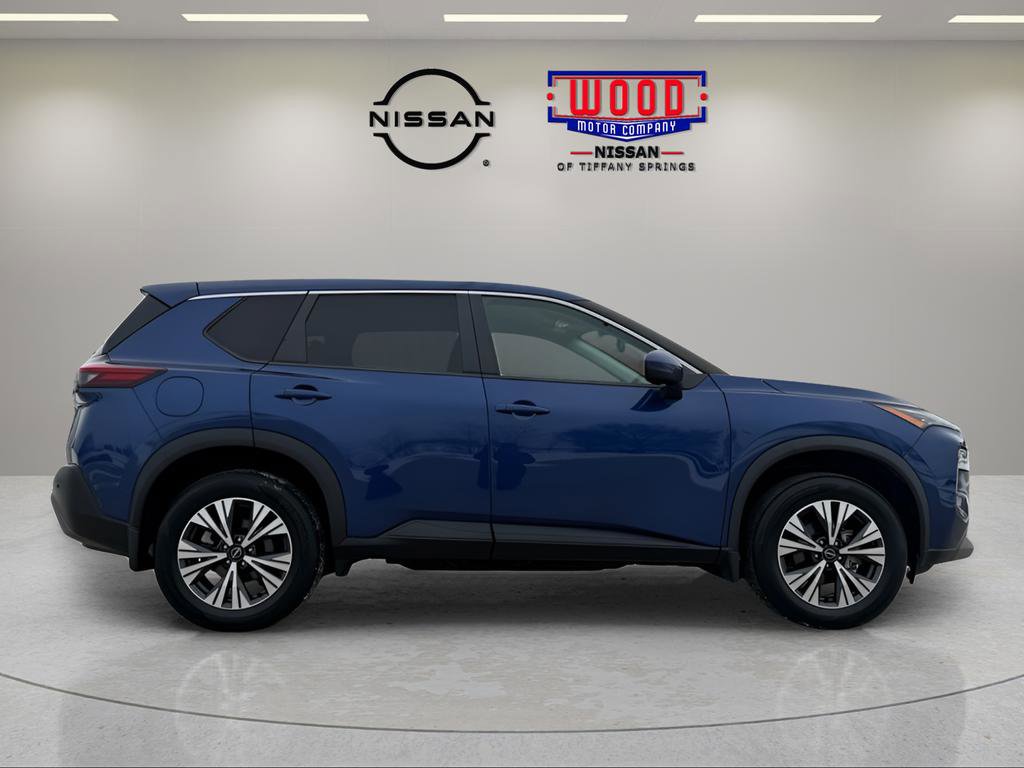 Certified 2022 Nissan Rogue SV image 2
