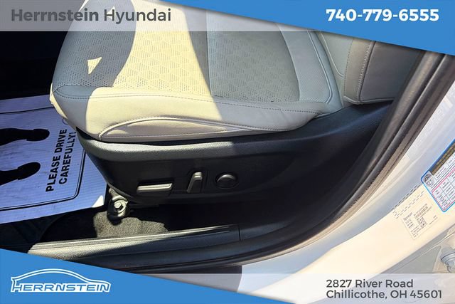 Used 2023 Kia Seltos EX AWD/4WD image 13