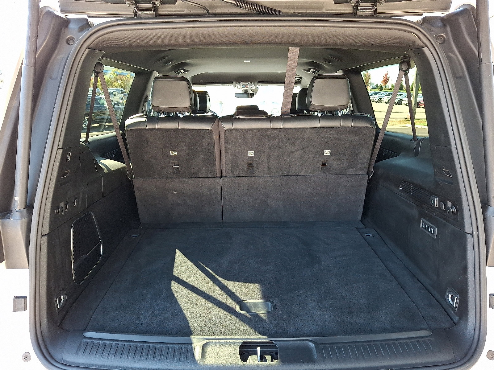 Used 2023 Jeep Wagoneer L Series II image 29