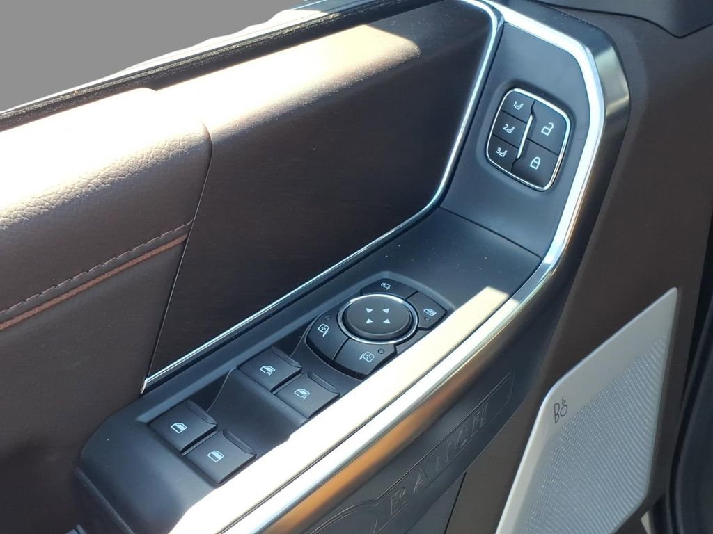 New 2026 Ford F150 King Ranch w/ Equipment Group 601A High image 17