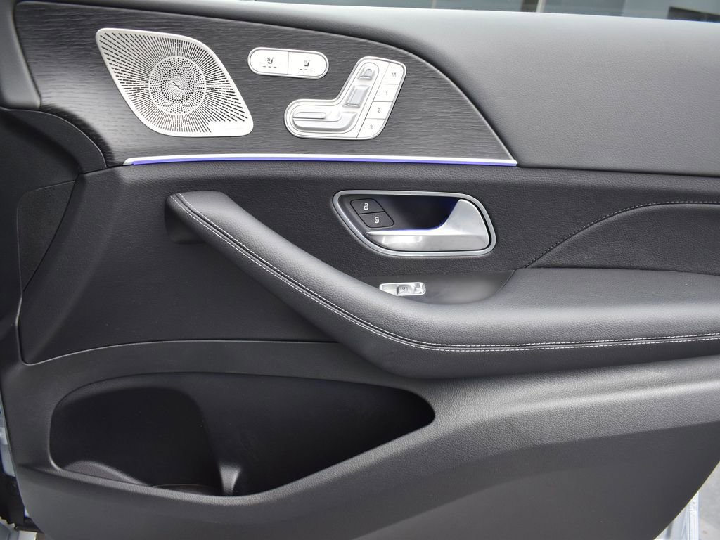 Used 2024 Mercedes-Benz GLE 450e 4MATIC image 32