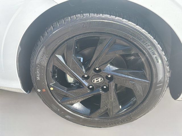 Certified 2026 Hyundai Elantra Sport w/ Cargo Package FWD image 30