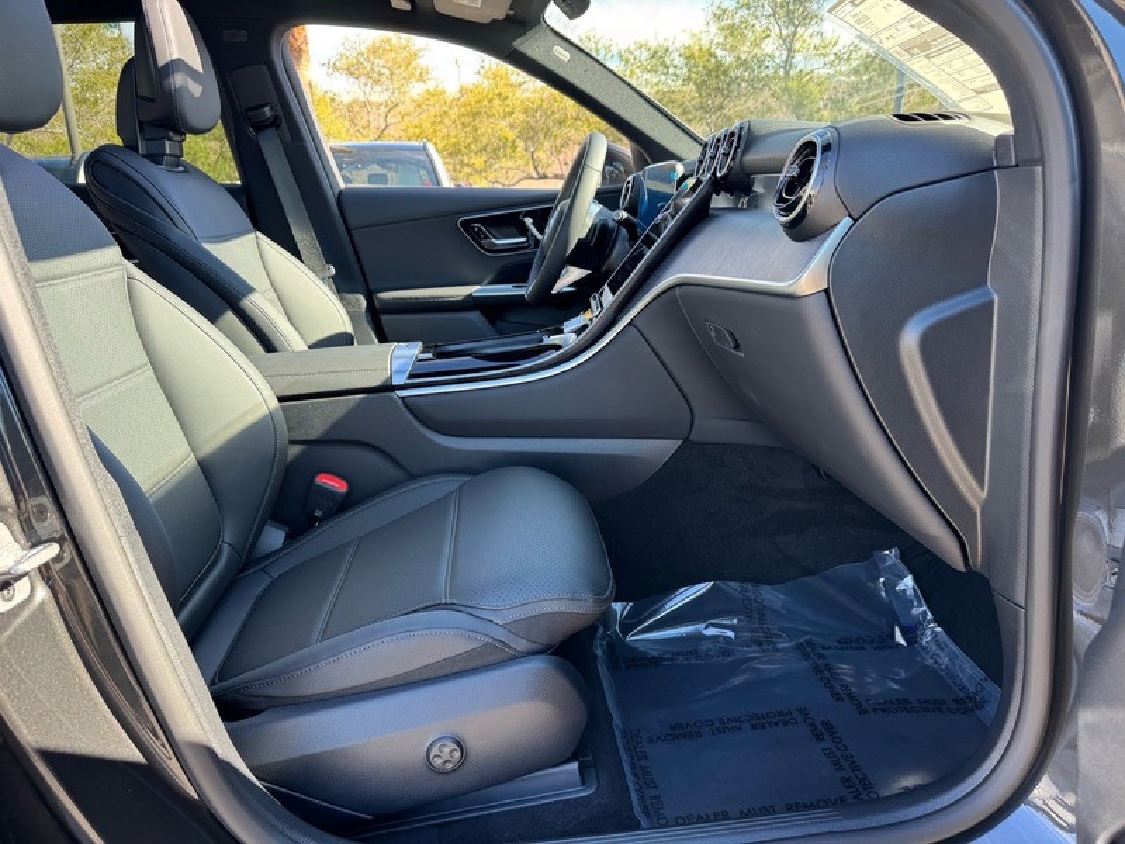 New 2026 Mercedes-Benz GLC 300 image 18