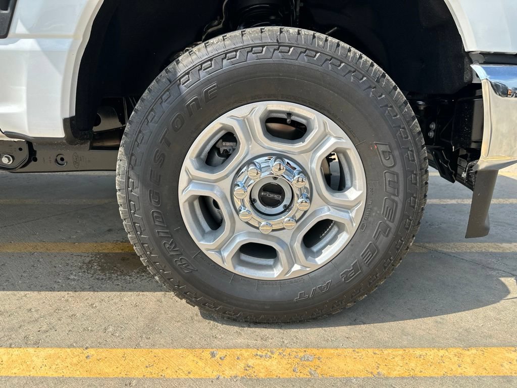 New 2026 Ford F350 XLT AWD/4WD image 38