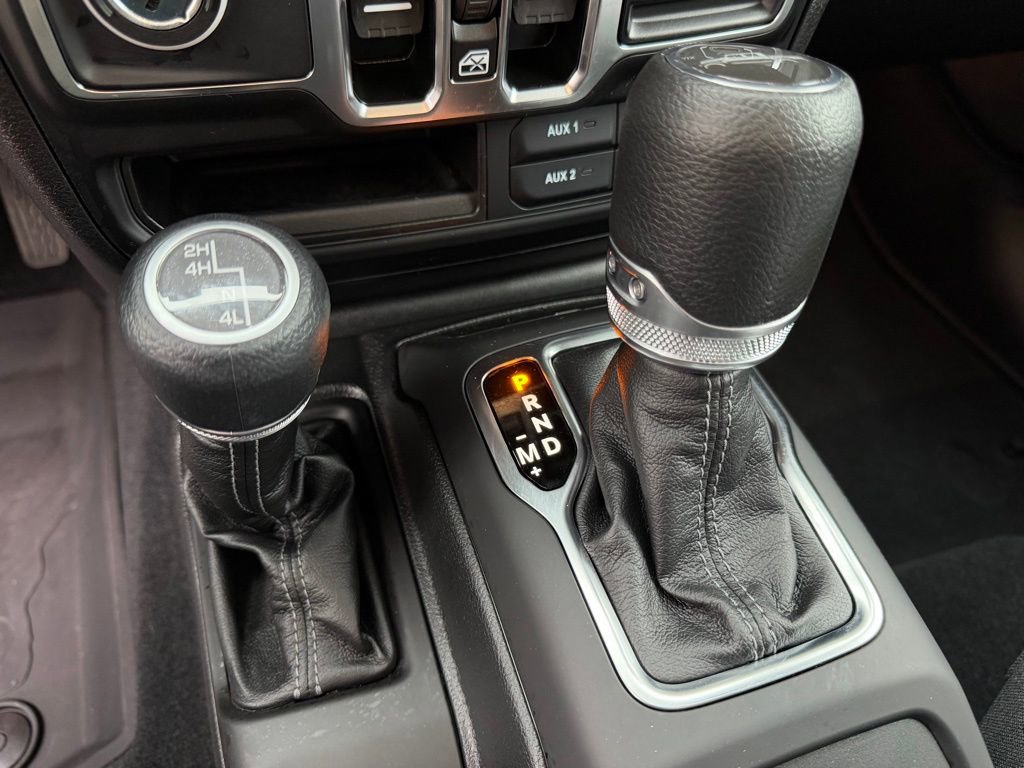 Certified 2025 Jeep Gladiator Sport image 22