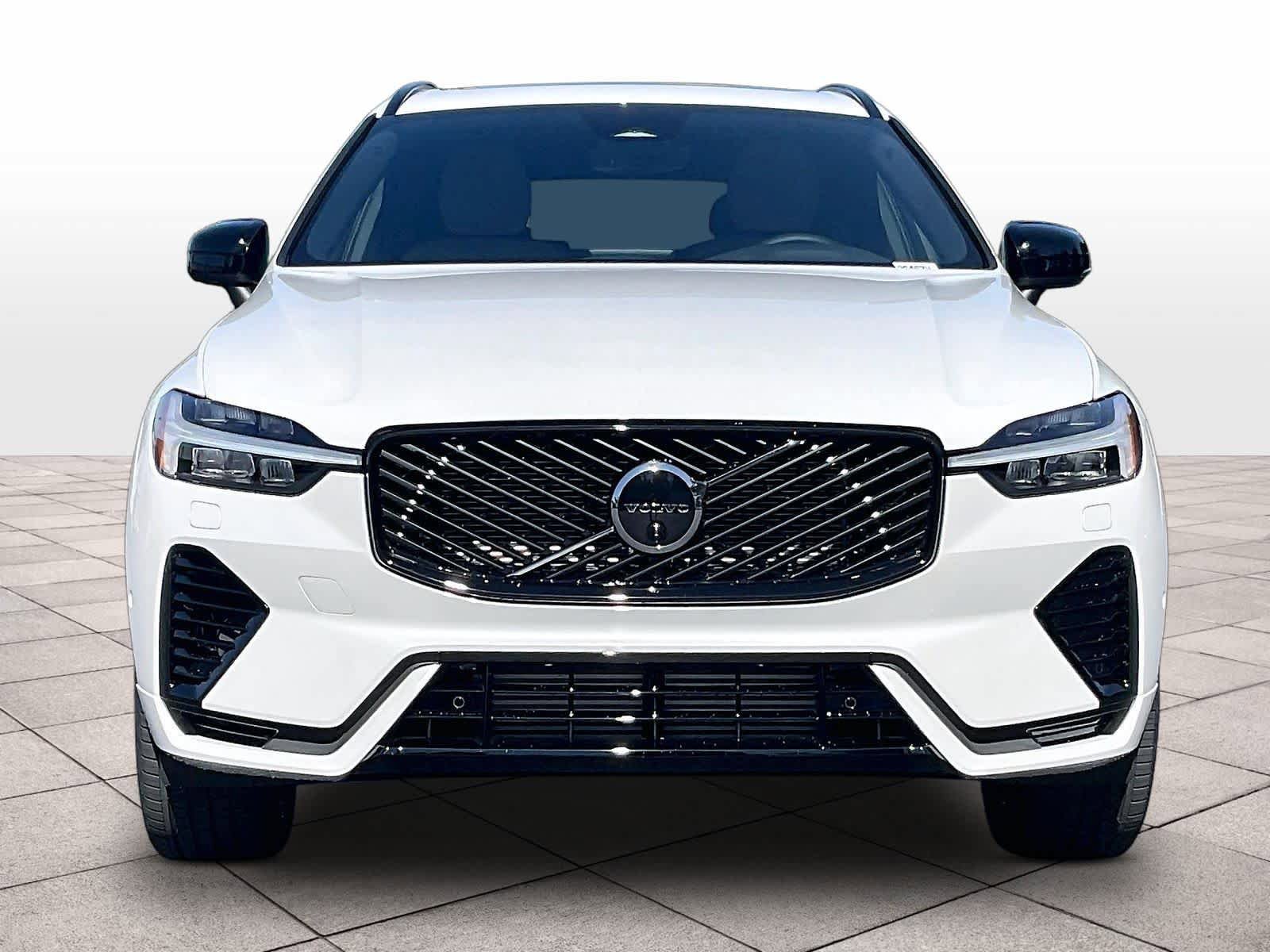New 2026 Volvo XC60 T8 Plus w/ Climate Package AWD/4WD image 5