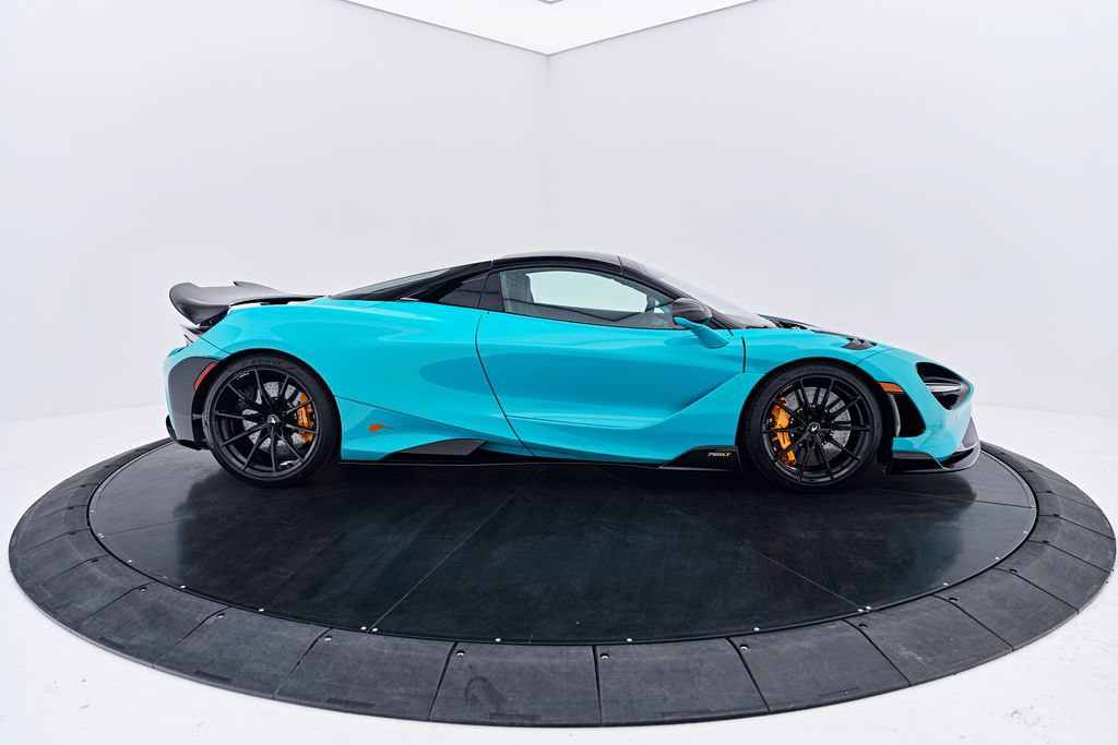 Used 2022 McLaren 765LT RWD image 23