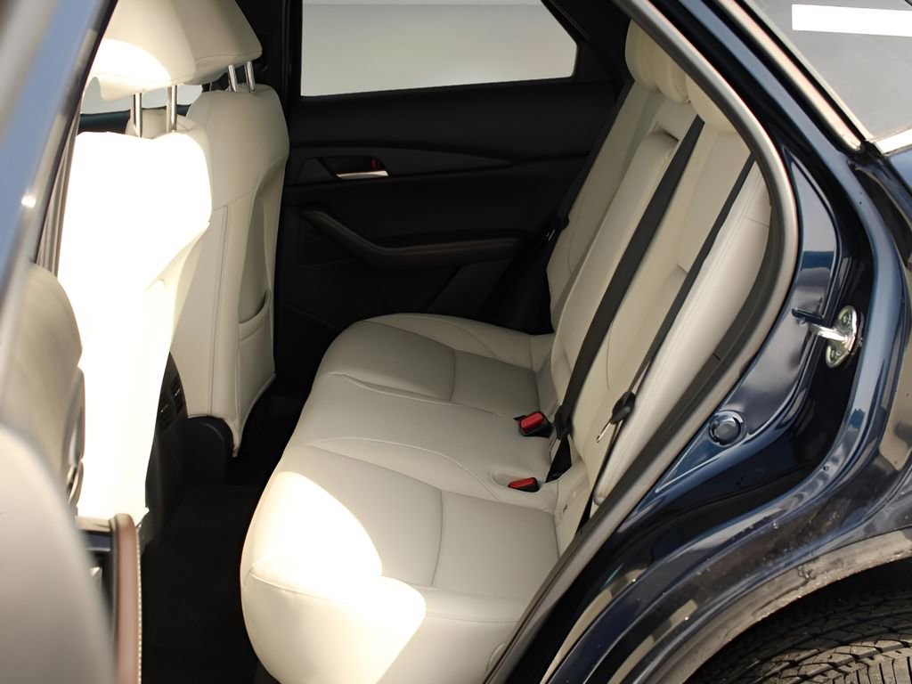 Used 2025 MAZDA CX-30 AWD 2.5 S w/ Premium Package image 11