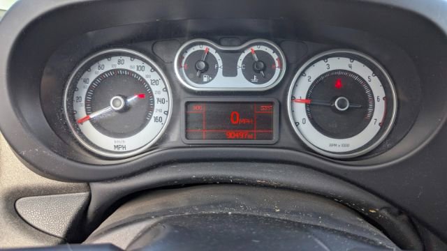 Used 2014 FIAT 500L Trekking w/ Popular Equipment Group image 28