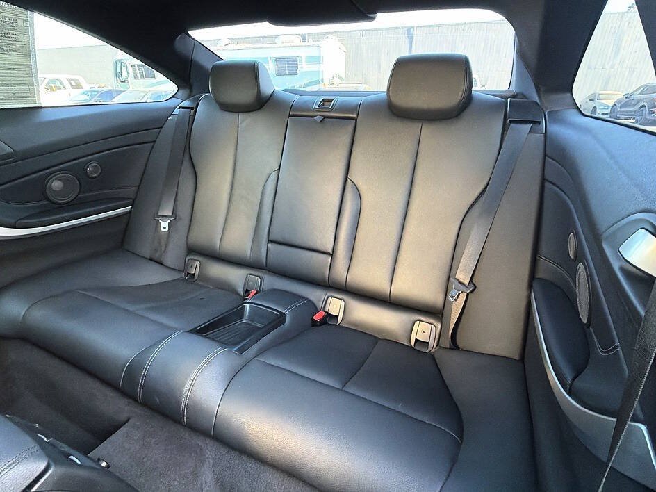 Used 2018 BMW 430i Coupe w/ M Sport Package RWD image 20