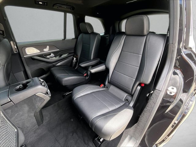 Used 2024 Mercedes-Benz GLS 450 4MATIC image 28