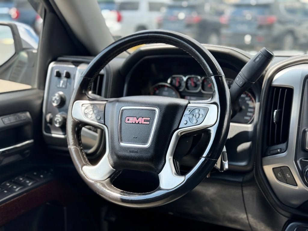 Used 2015 GMC Sierra 1500 SLT w/ SLT Preferred Package AWD/4WD image 13