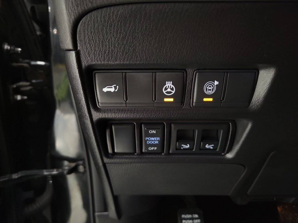 Used 2023 INFINITI QX80 Sensory w/ All-Season Package AWD/4WD image 13