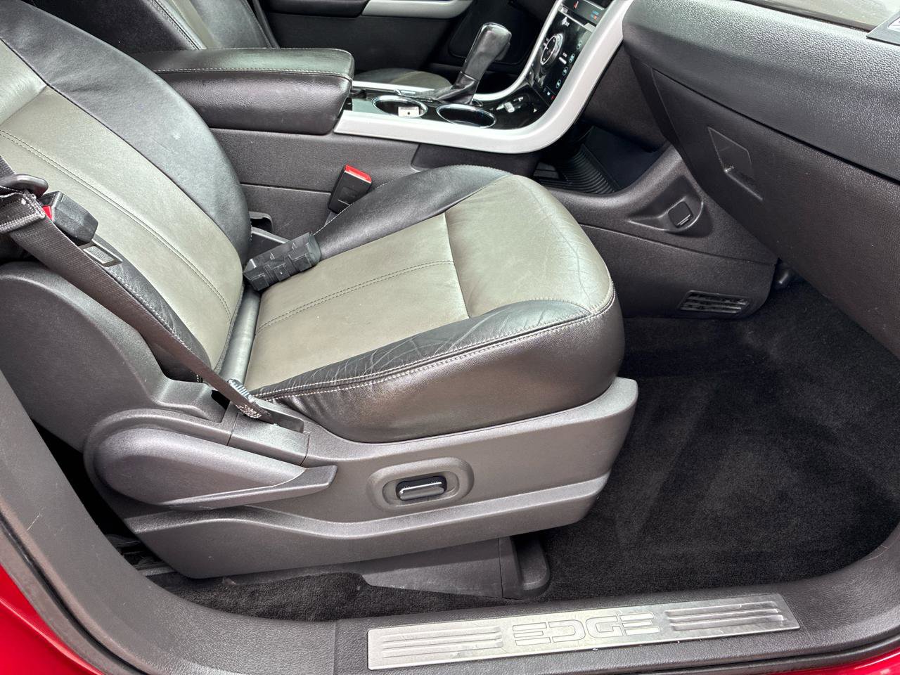 Used 2014 Ford Edge Sport w/ Driver Entry Package FWD image 42