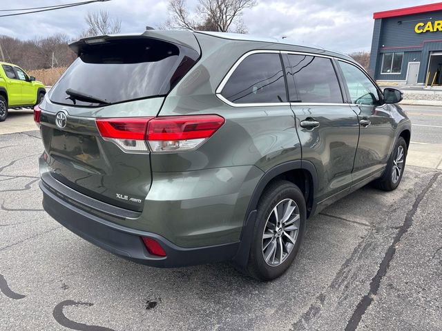 Used 2018 Toyota Highlander XLE image 6