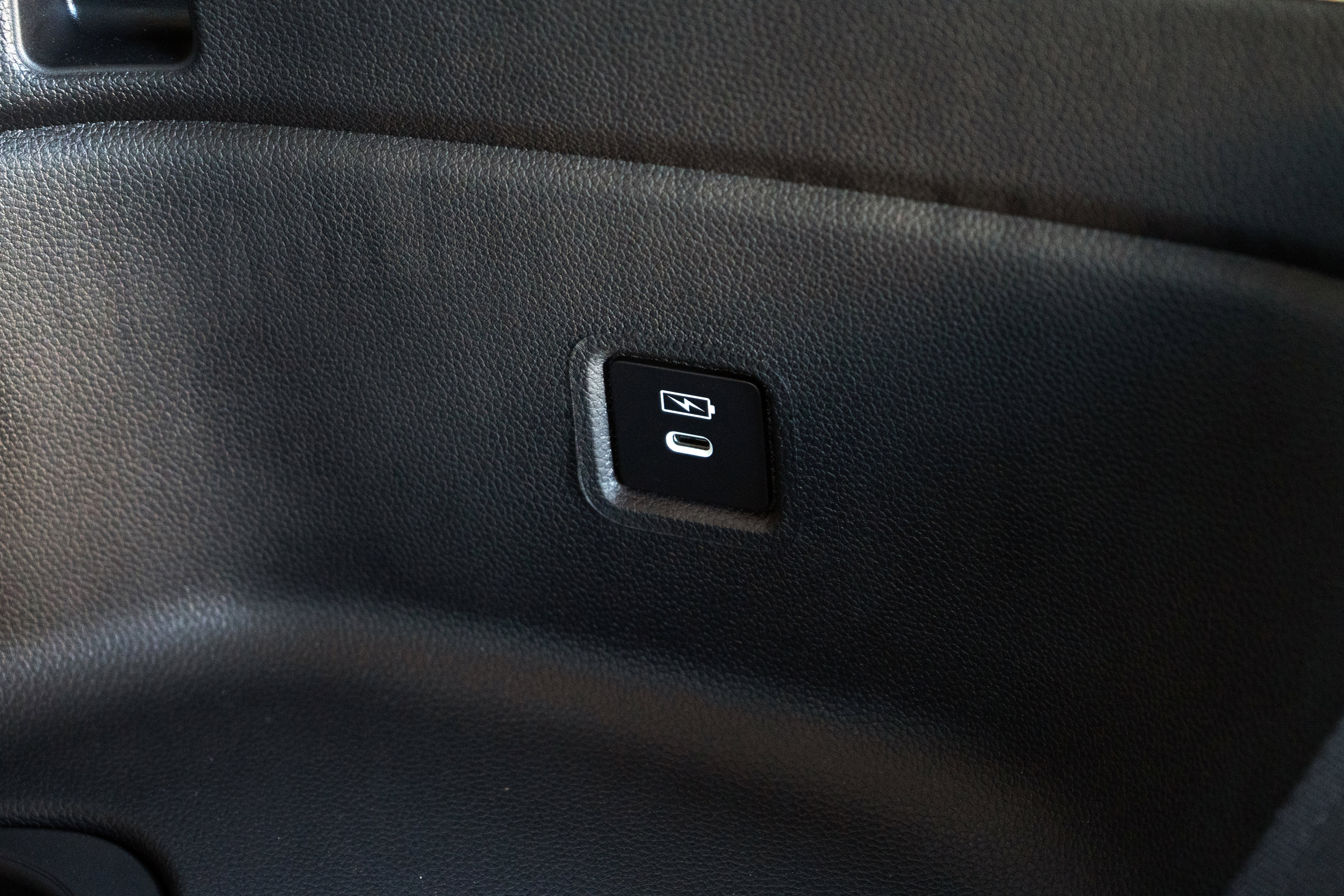 Used 2025 Honda Pilot Elite image 47