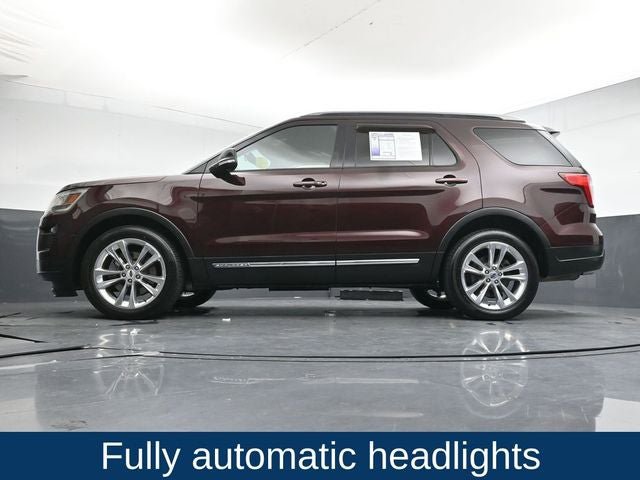 Used 2018 Ford Explorer XLT w/ Equipment Group 201A AWD/4WD image 24