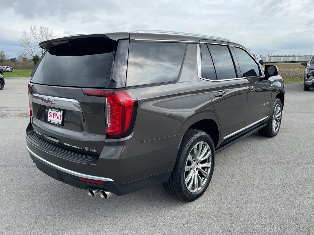 Used 2021 GMC Yukon Denali w/ LPO, Illumination Package AWD/4WD image 3