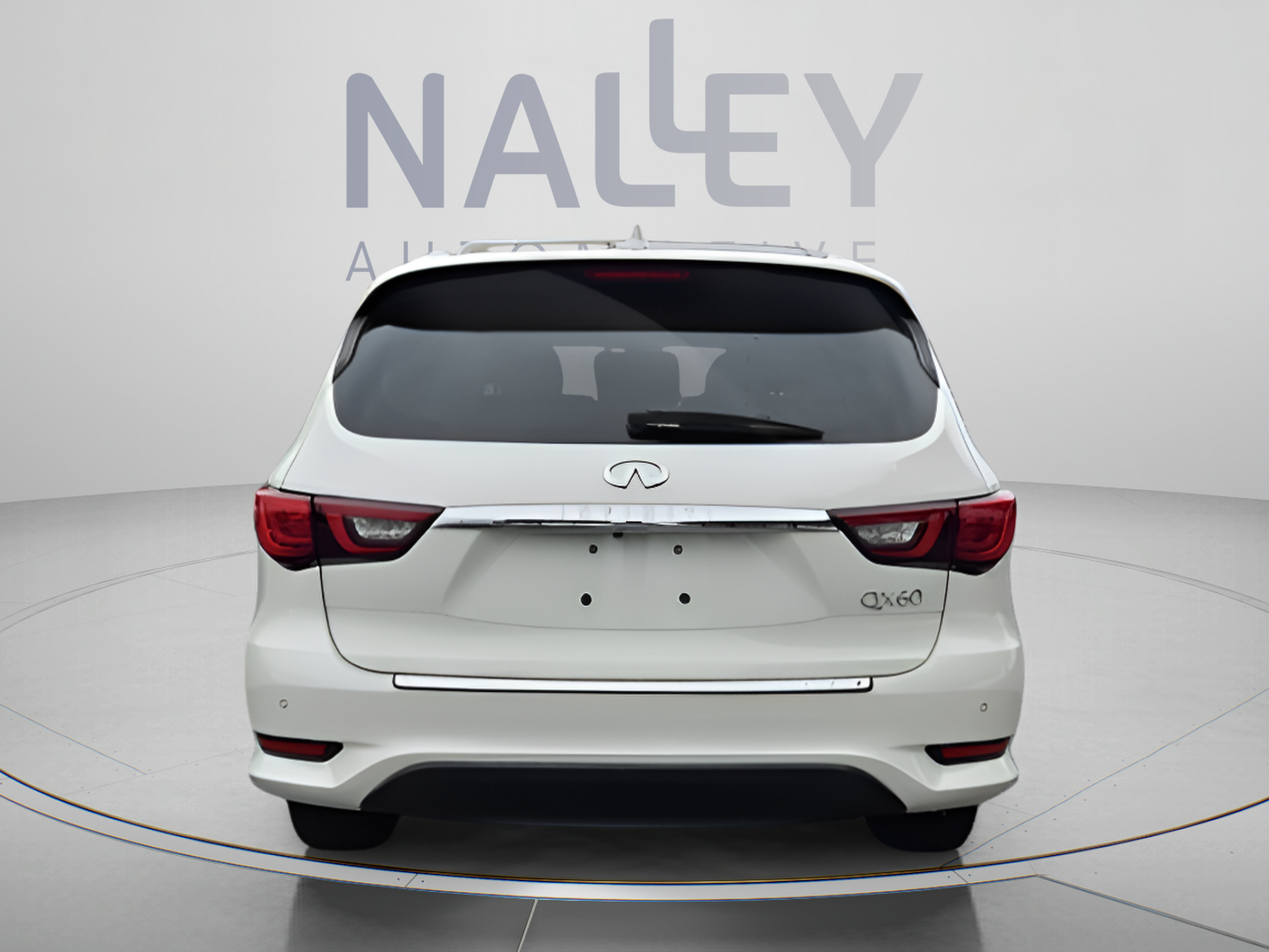 Used 2020 INFINITI QX60 Luxe w/ Essential Package FWD image 4