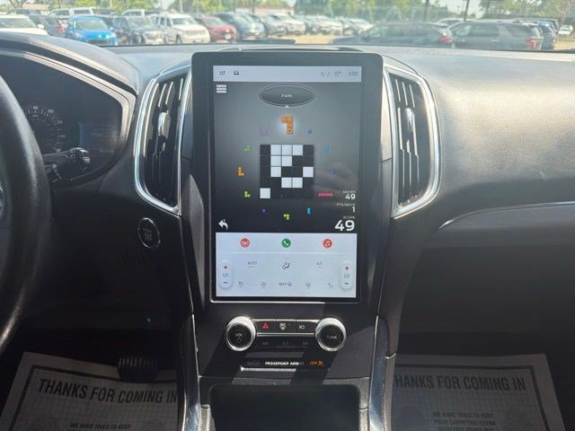 Used 2022 Ford Edge Titanium AWD/4WD image 24