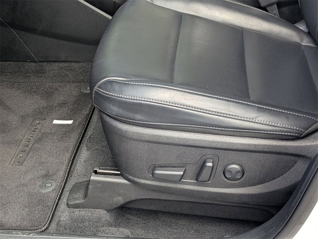 Used 2025 Kia Telluride S image 22