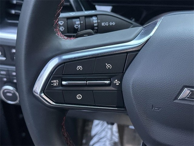 Used 2025 Chevrolet Suburban RST image 34