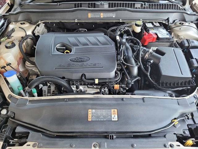Used 2017 Ford Fusion SE image 27