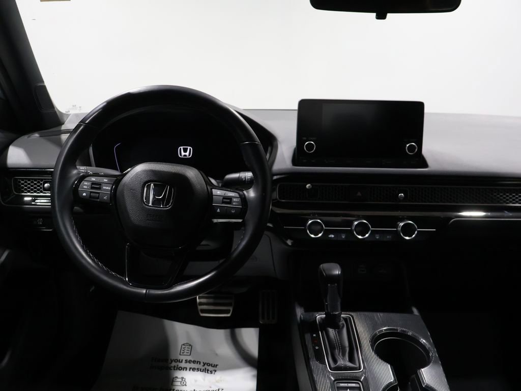 Used 2024 Honda Civic Sport image 2