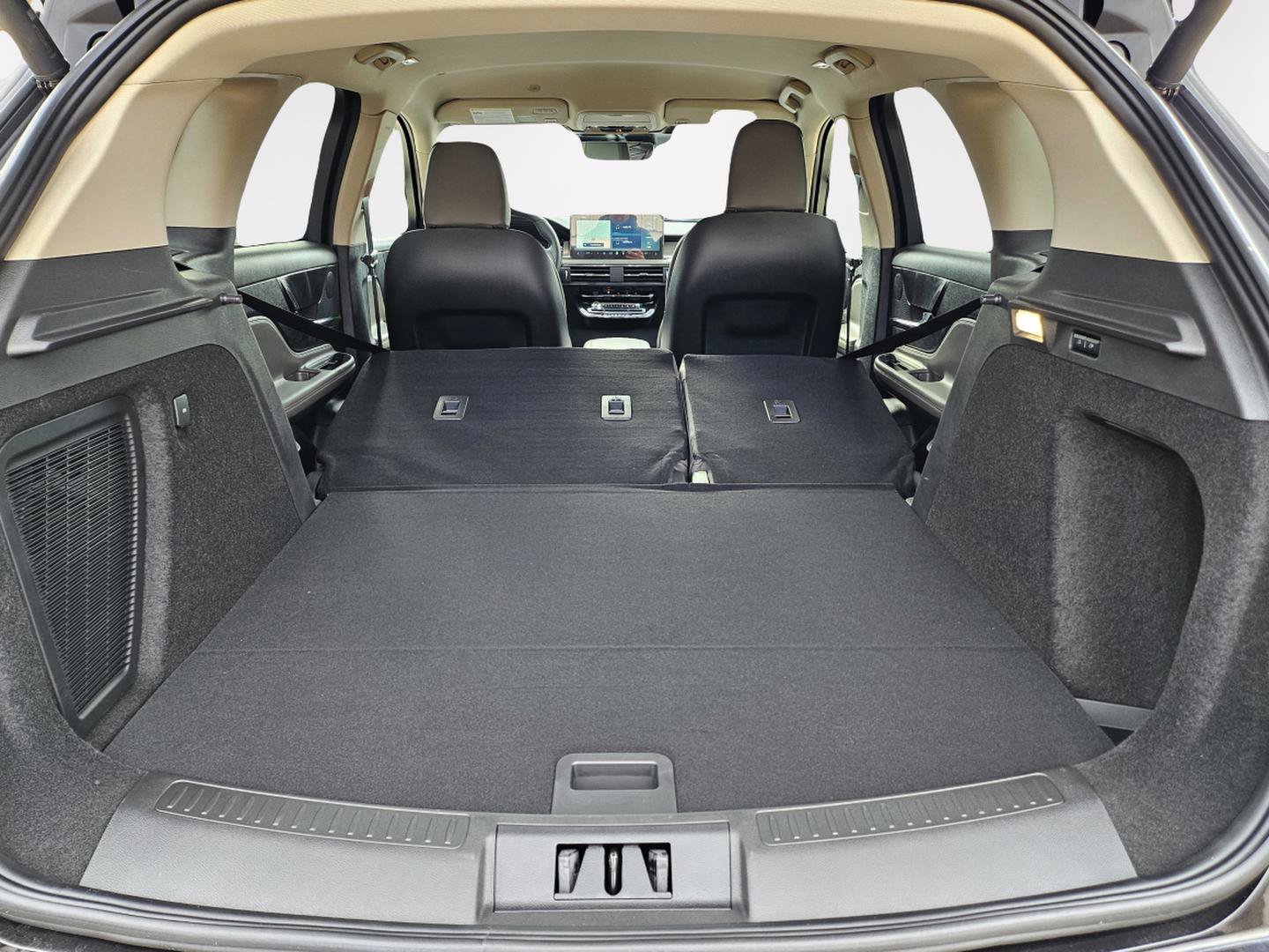 New 2026 Lincoln Corsair Premiere AWD/4WD image 28