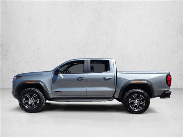 Used 2024 GMC Canyon AT4 w/ Technology Package AWD/4WD image 9