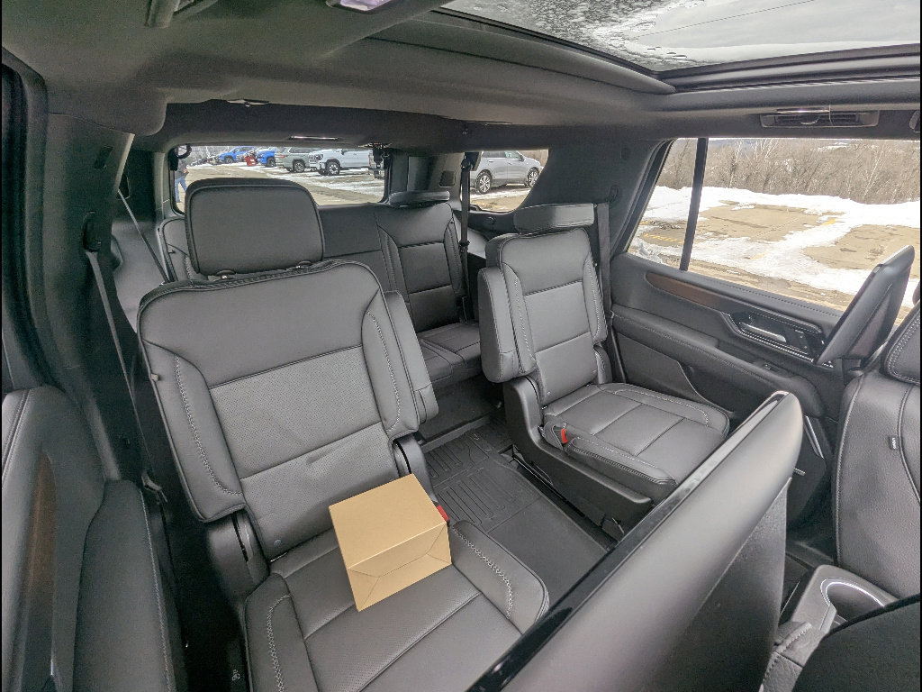 New 2026 GMC Yukon Denali w/ Advanced Technology Package AWD/4WD image 15