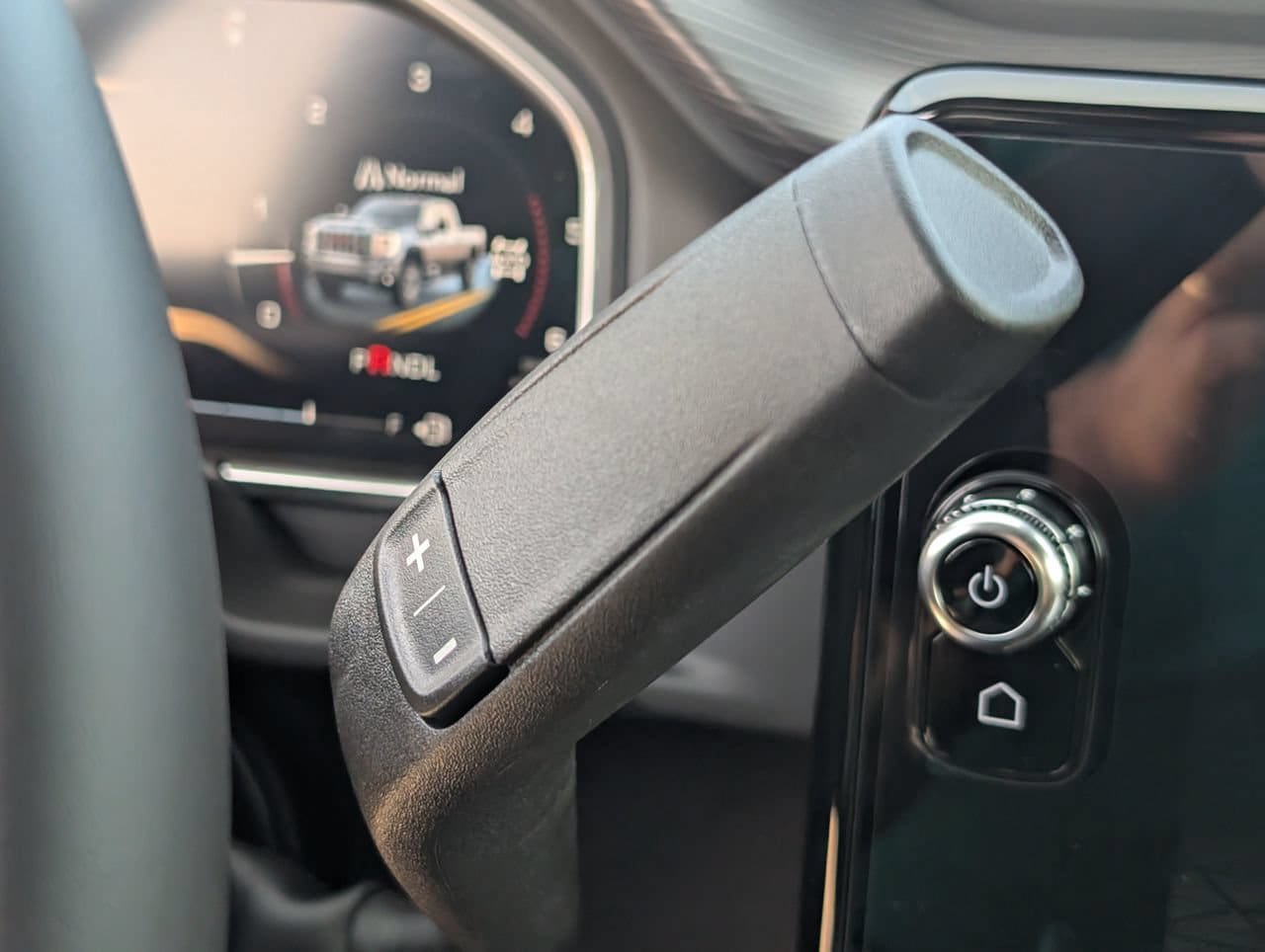 New 2026 GMC Sierra 2500 Denali Ultimate AWD/4WD image 16