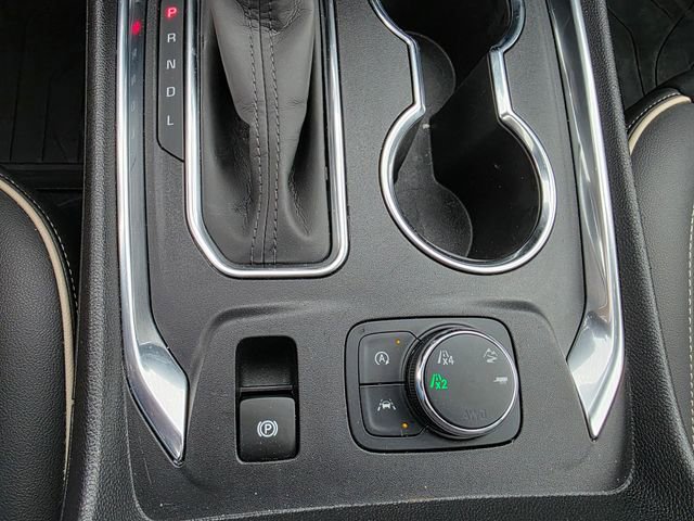 Used 2023 Chevrolet Traverse Premier w/ LPO, Floor Liner Package image 39