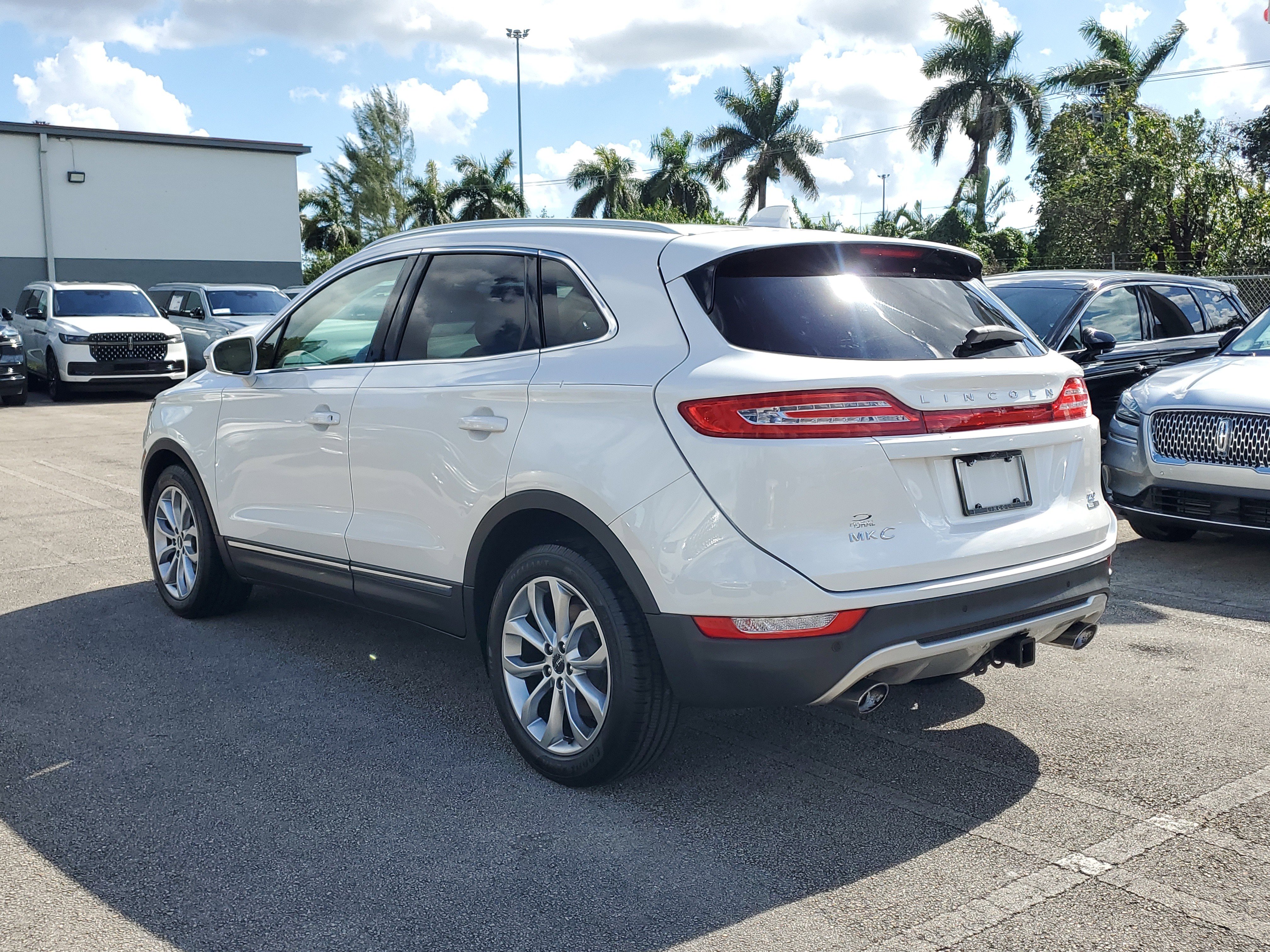 Used 2015 Lincoln MKC Select w/ Equipment Group 101A Select image 4